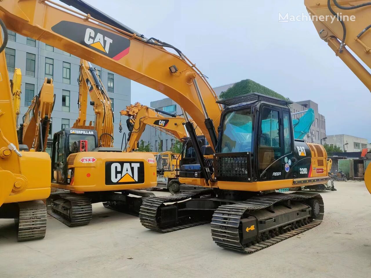 Caterpillar D Tracked Excavator For Sale China Minhang District Gq