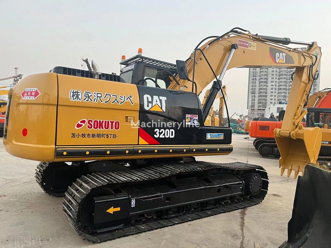 Caterpillar 320D Tracked Excavator For Sale China Shanghai RA38240