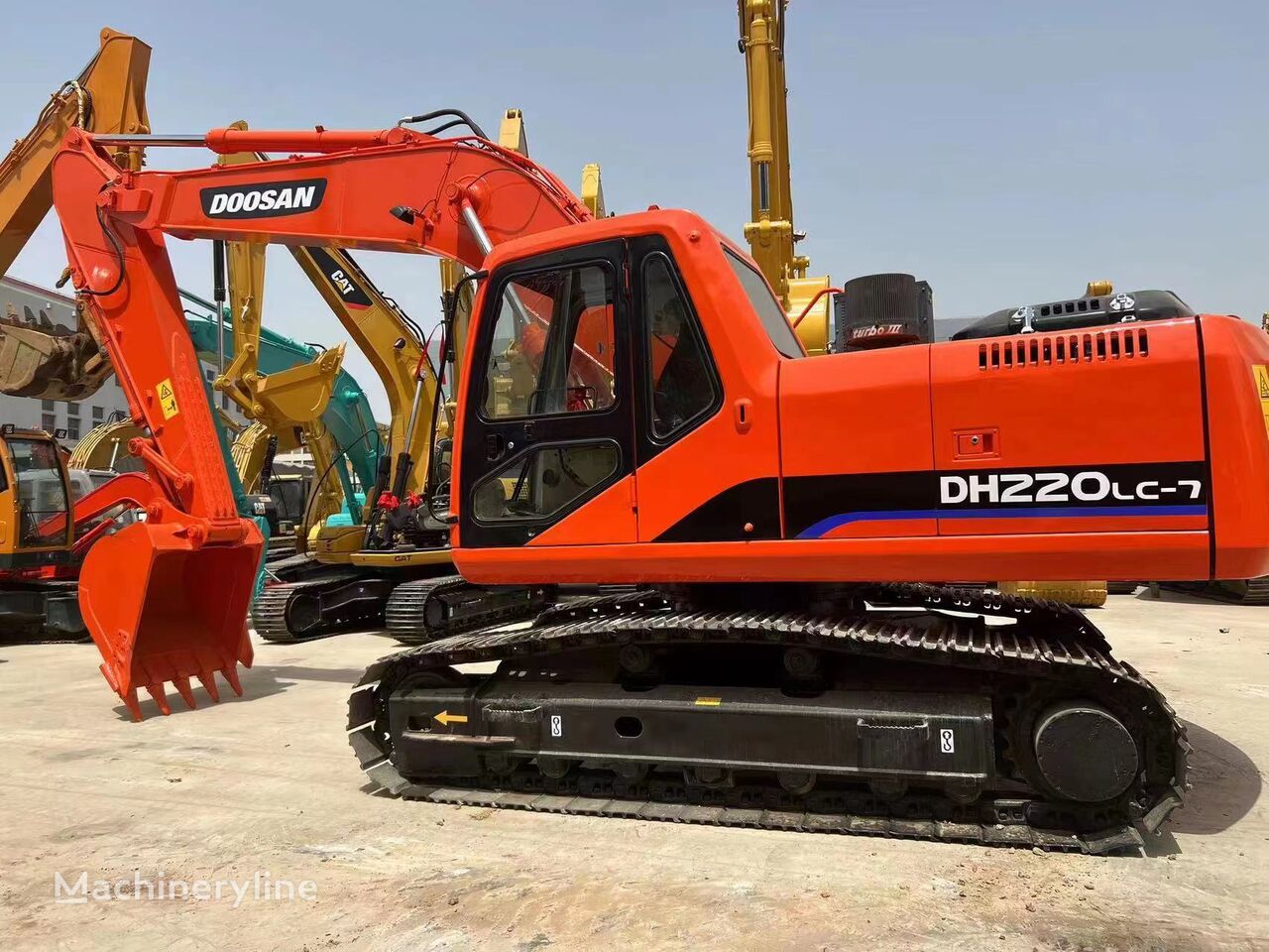 Doosan Dh Tracked Excavator For Sale China Shanghai Ze