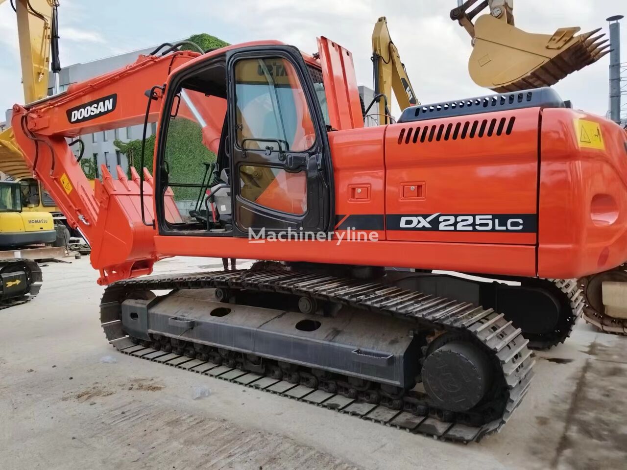 Doosan Dx Tracked Excavator For Sale China Shanghai Nj