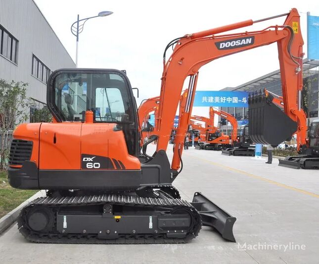 Doosan DX60 Tracked Excavator For Sale China Shanghai KZ38482