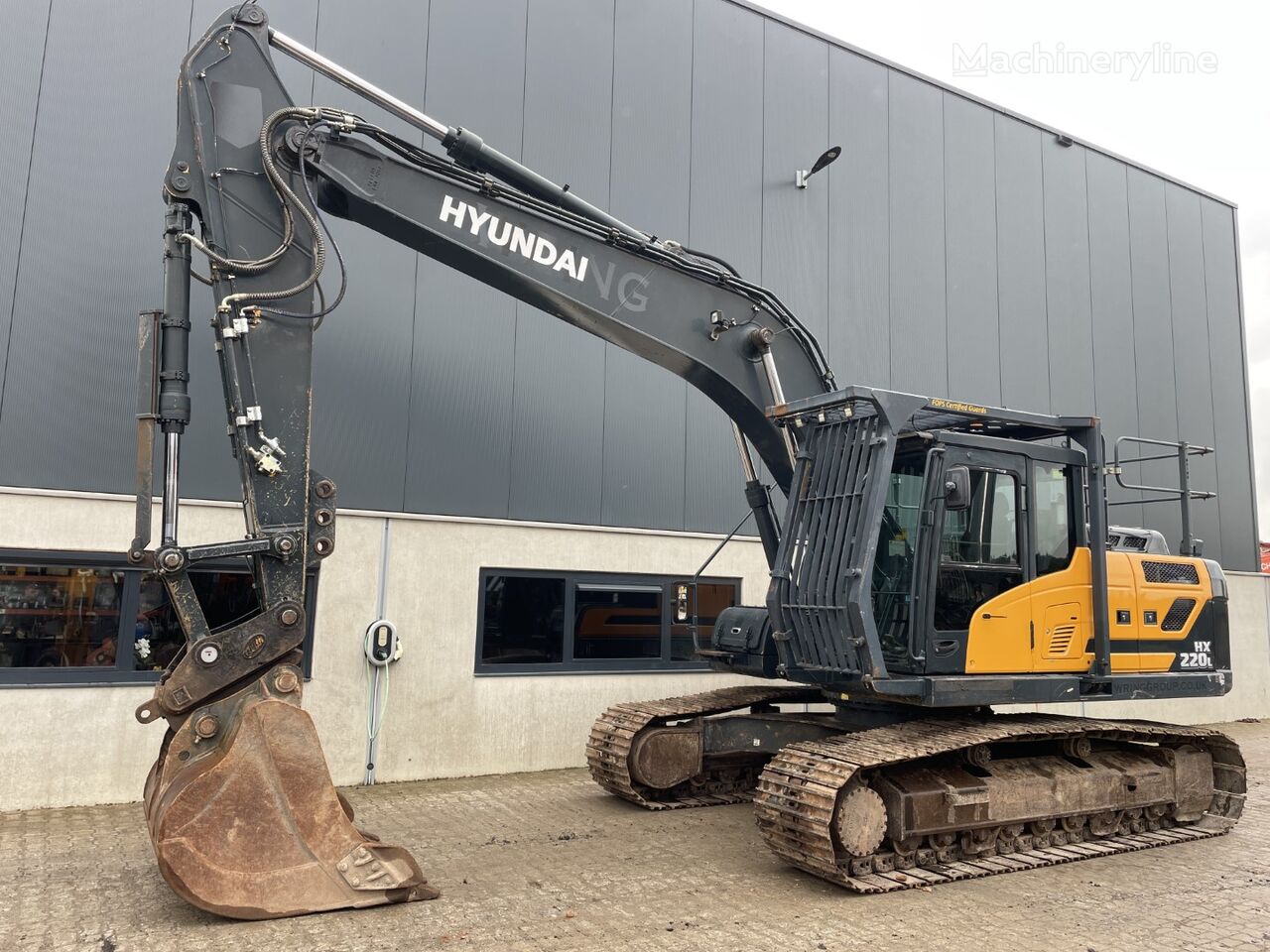 Hyundai HX220L Tracked Excavator For Sale Netherlands Nunspeet EE40595