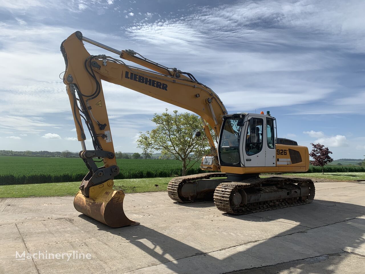 Liebherr 926 Tracked Excavator For Sale United Kingdom SLINGSBY XZ29250