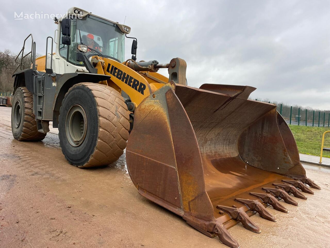 Liebherr L 576 Wheel Loader For Sale France Chuzelles QT38293