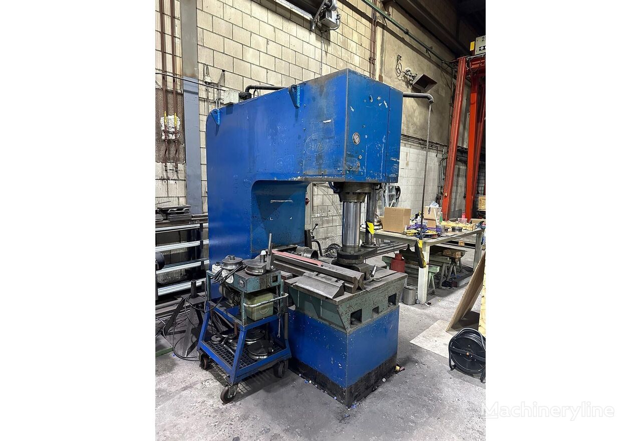 ZM Hydraulic Press For Sale Belgium Deinze FX37544