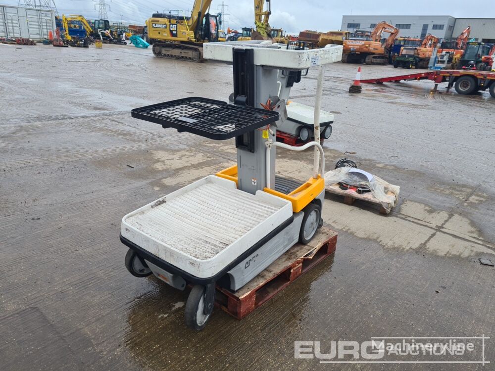 Buy Crown WAV50-118 articulated boom lift by auction United Kingdom ...