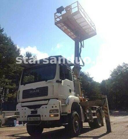 MAN TGA 18.310 4x4 AMV Platform 360 1000kg bucket truck