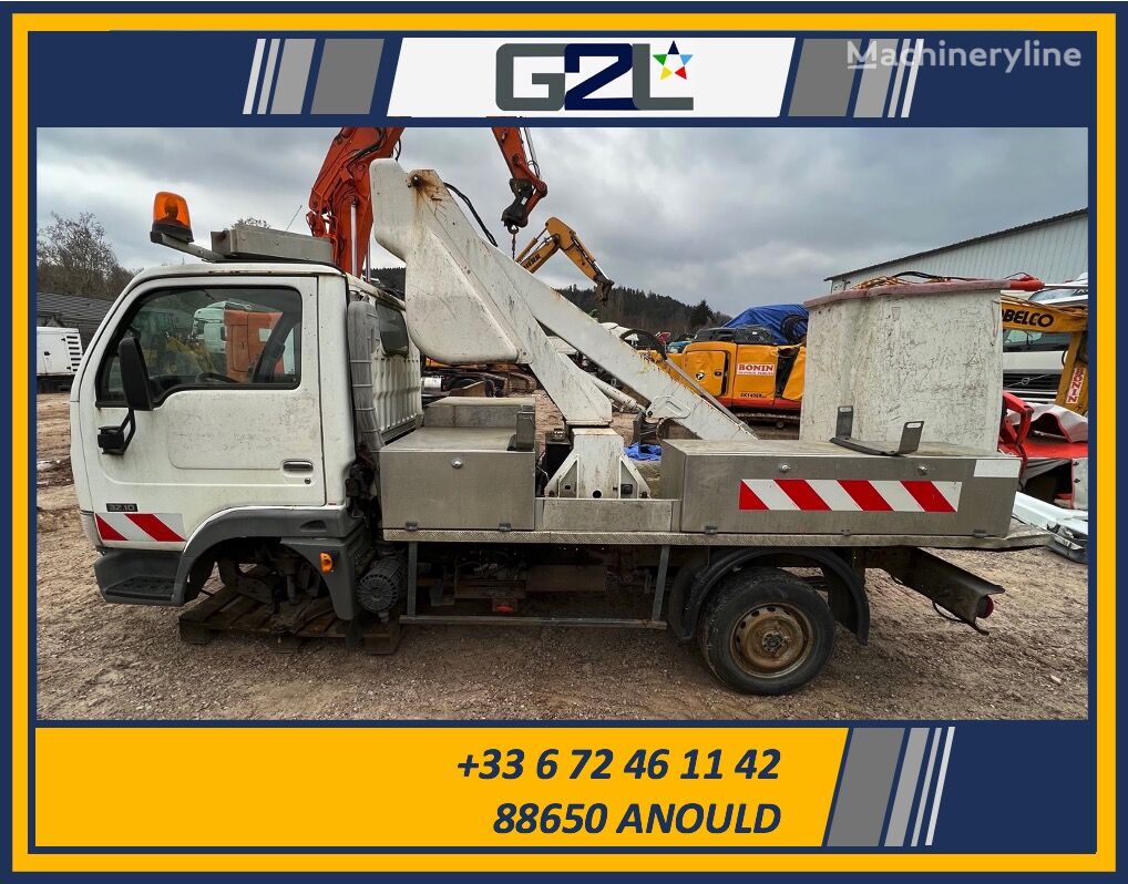 damaged Nissan CABSTAR 32.10 / NACELLE TOPY 10 *ACCIDENTE*DAMAGED* bucket truck