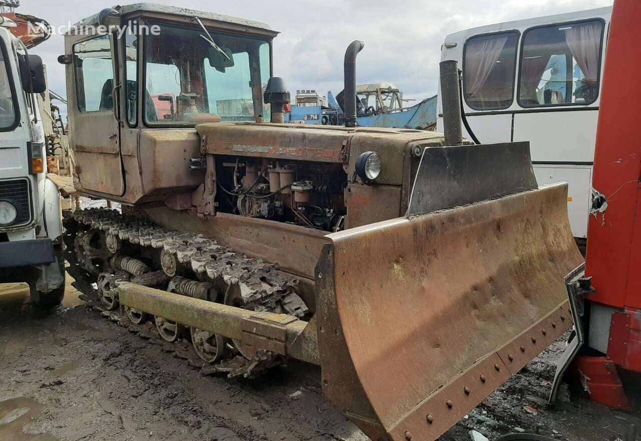 DT DT-75 bulldozer for parts