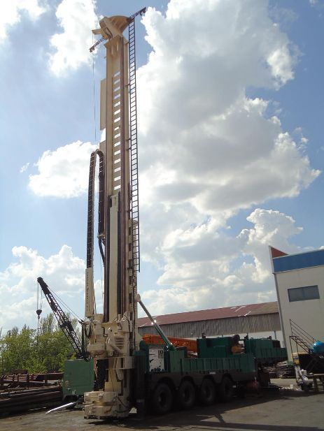 new SEGOVIA SEG 2600 drilling rig