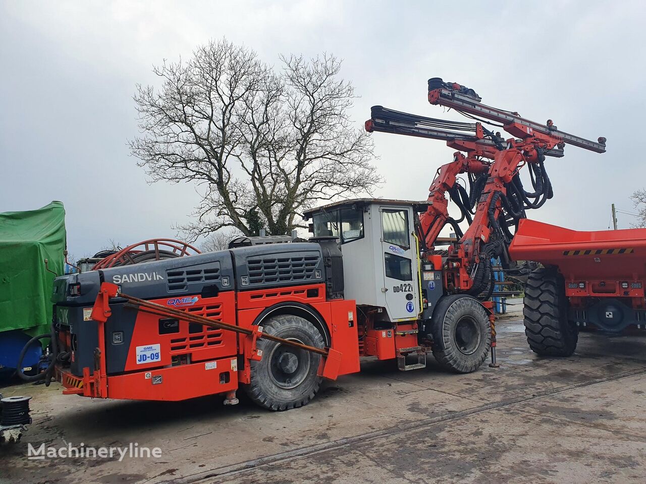 Sandvik DD422i horizontal drilling rig