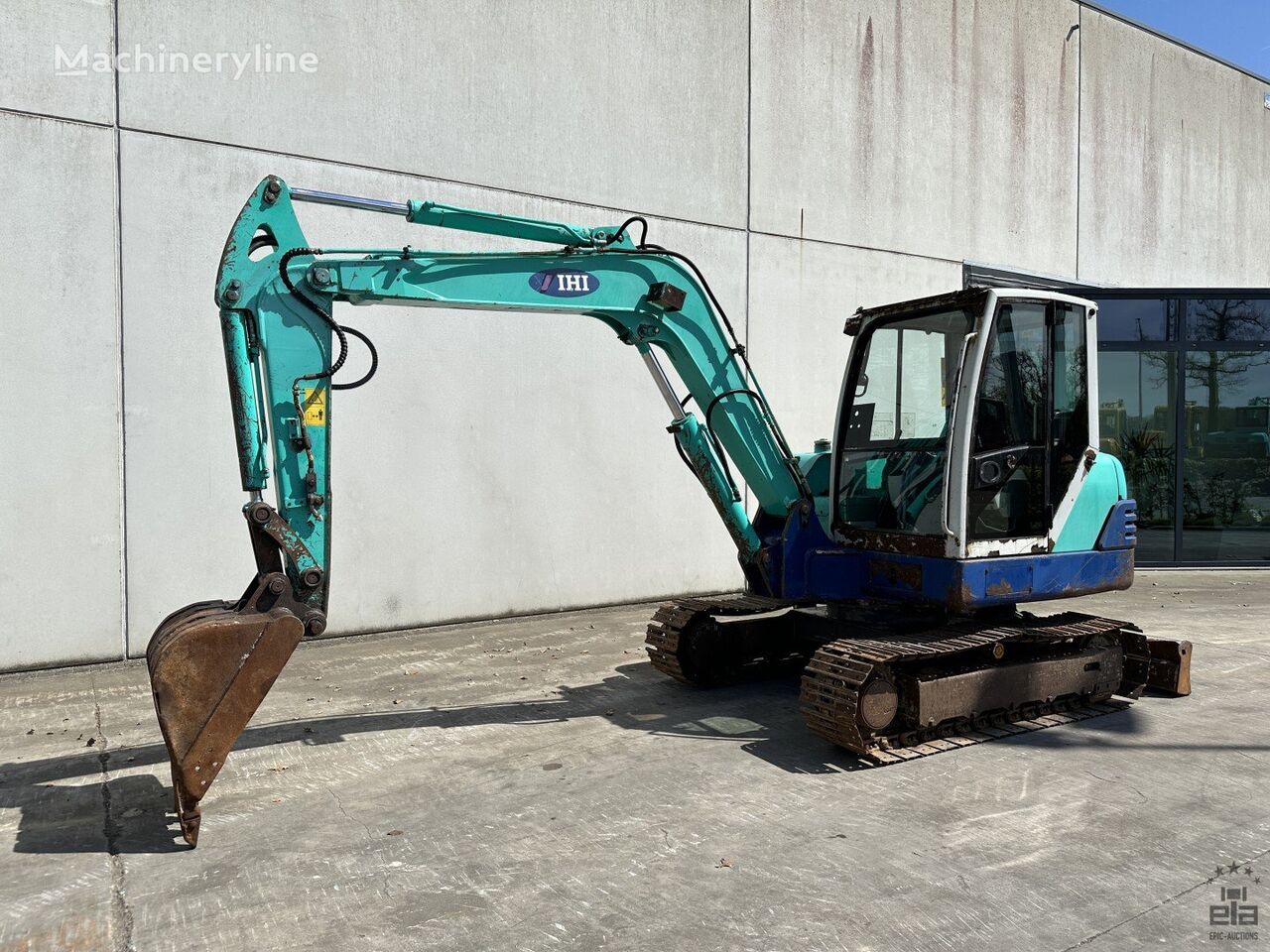 Buy IHI 60 NSL mini excavator by auction Netherlands Leende, XZ36507