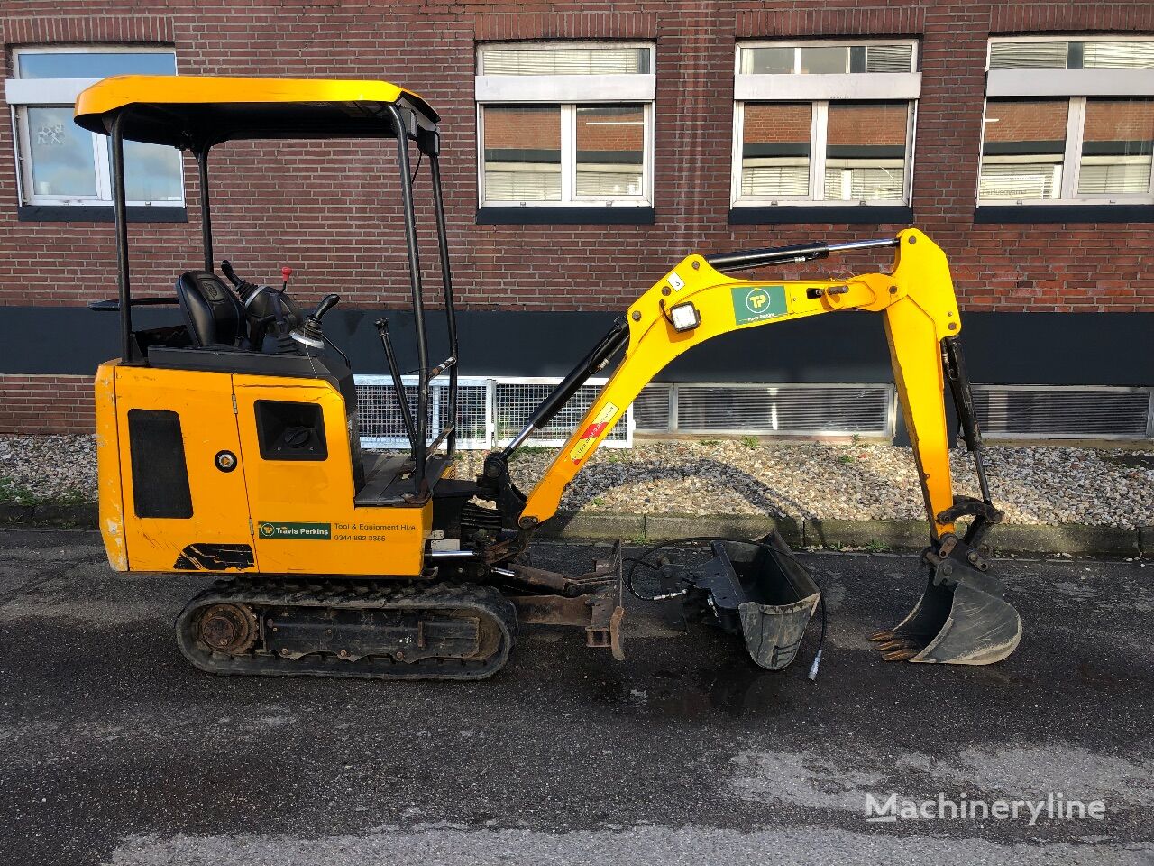 Buy JCB 15 C-1 mini excavator by auction Germany Kalkar, ZT33247