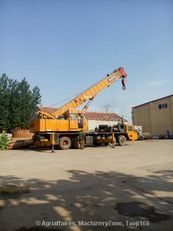 Kato NK500E mobile crane