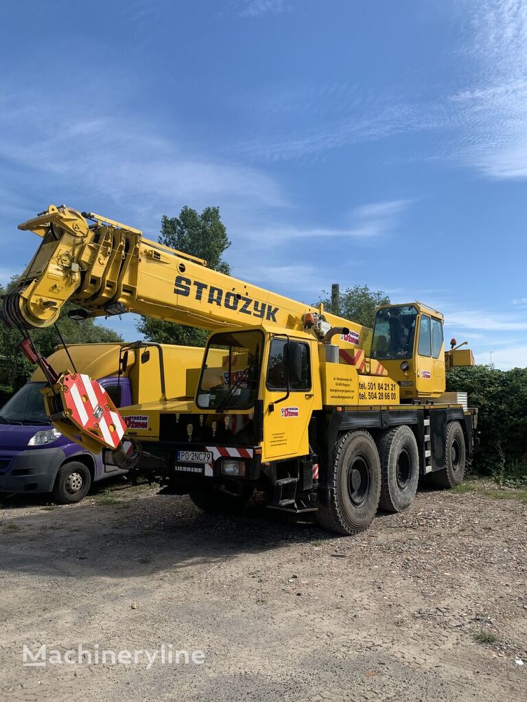 Liebherr LTM 1040 mobile crane