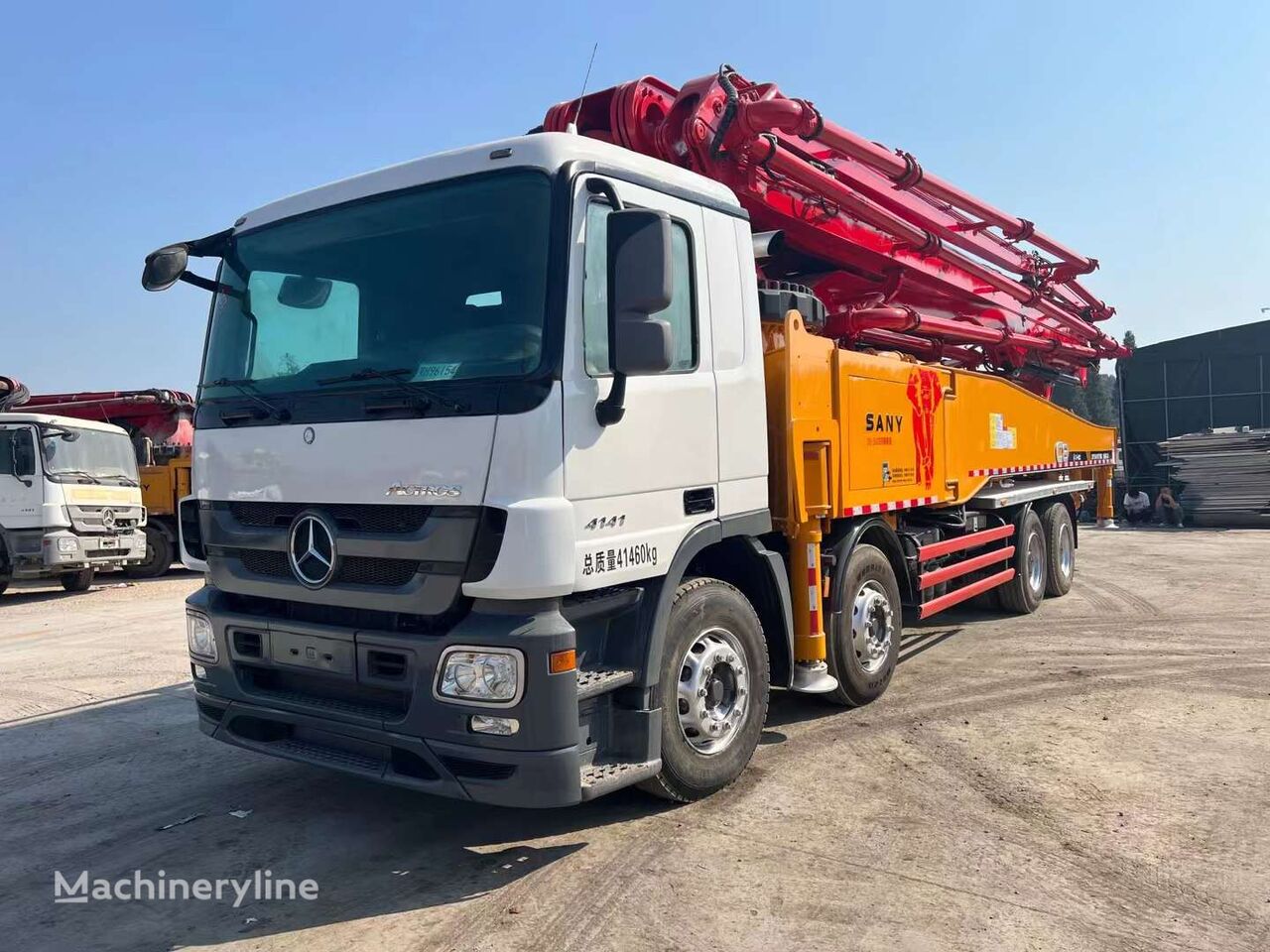 ZOOMLION-MAZ QY70  on chassis Sany  Sy 56 M Benz Chassis Pump Car Company Stock Car mobile crane