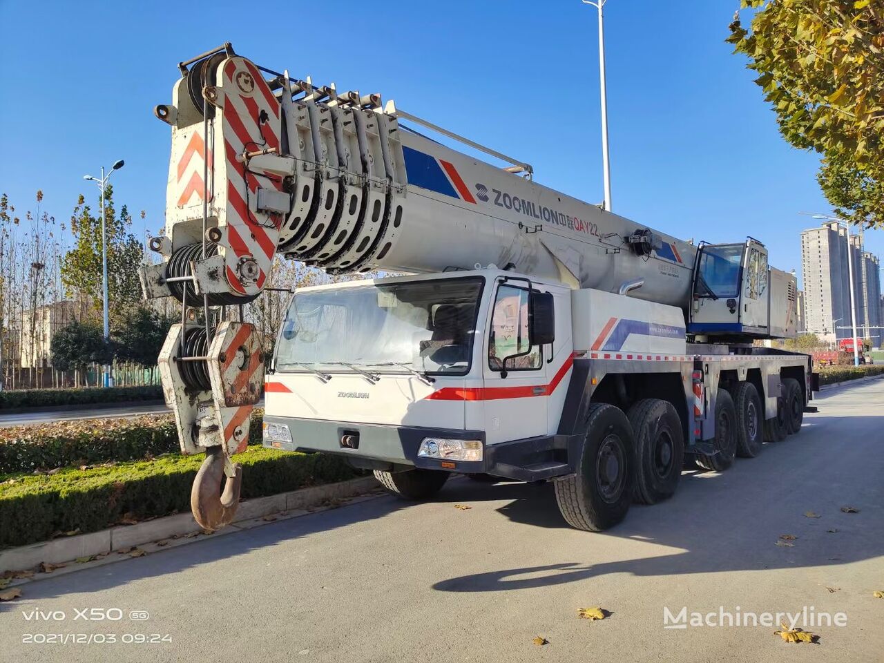 Zoomlion Zoomlion QAY22 used 220 ton hydraulic mounted mobile 