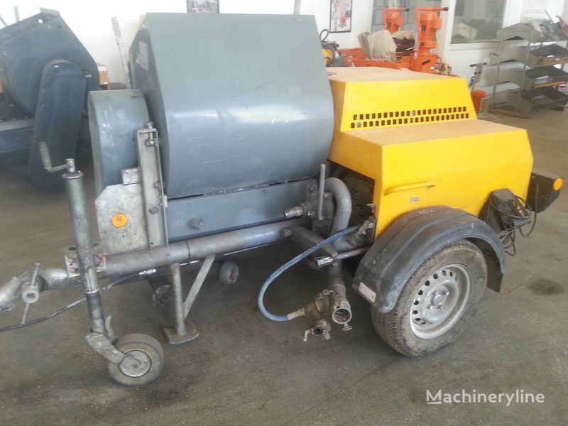 Putzmeister P 13 plastering machine