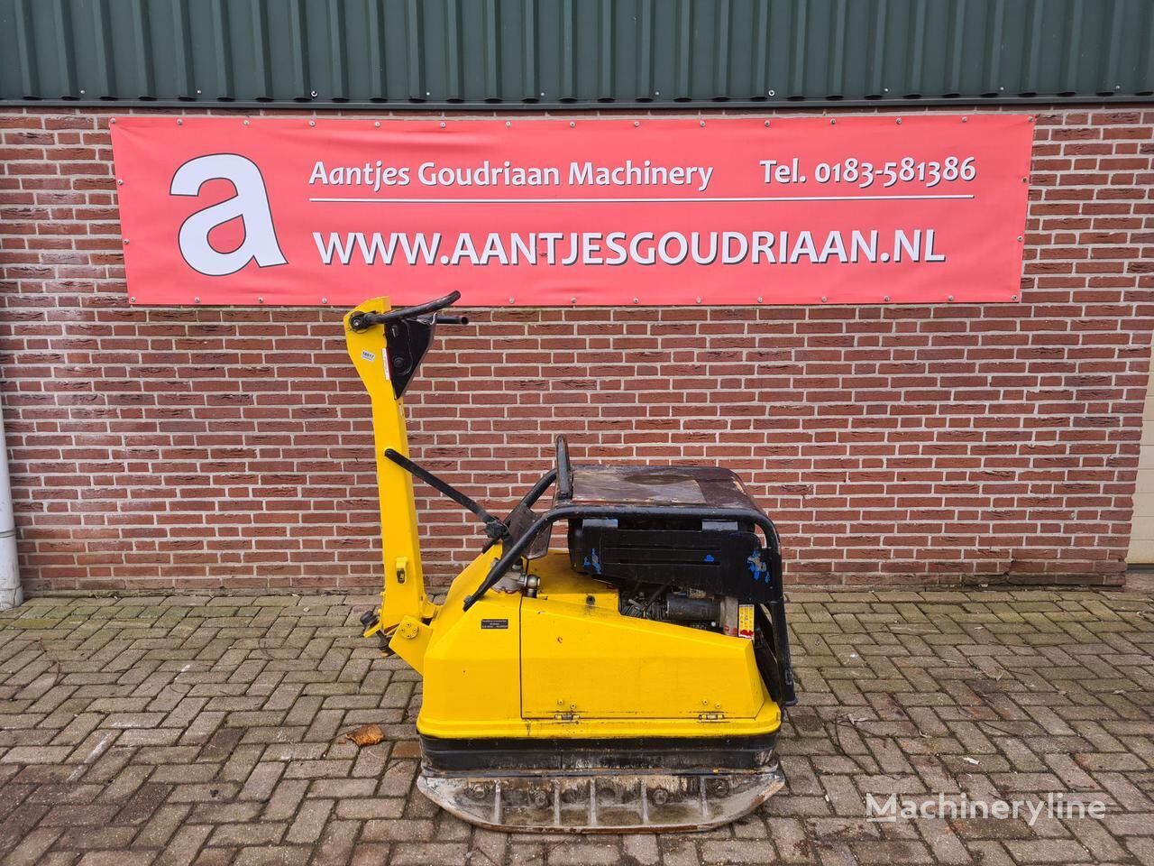 Wacker trilplaat DPU 100/70 plate compactor