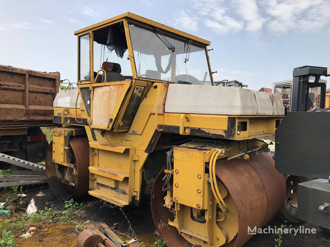 Ammann DTV 903 road roller