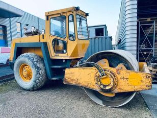 BOMAG BW 213 D MACHINE SUISSE road roller