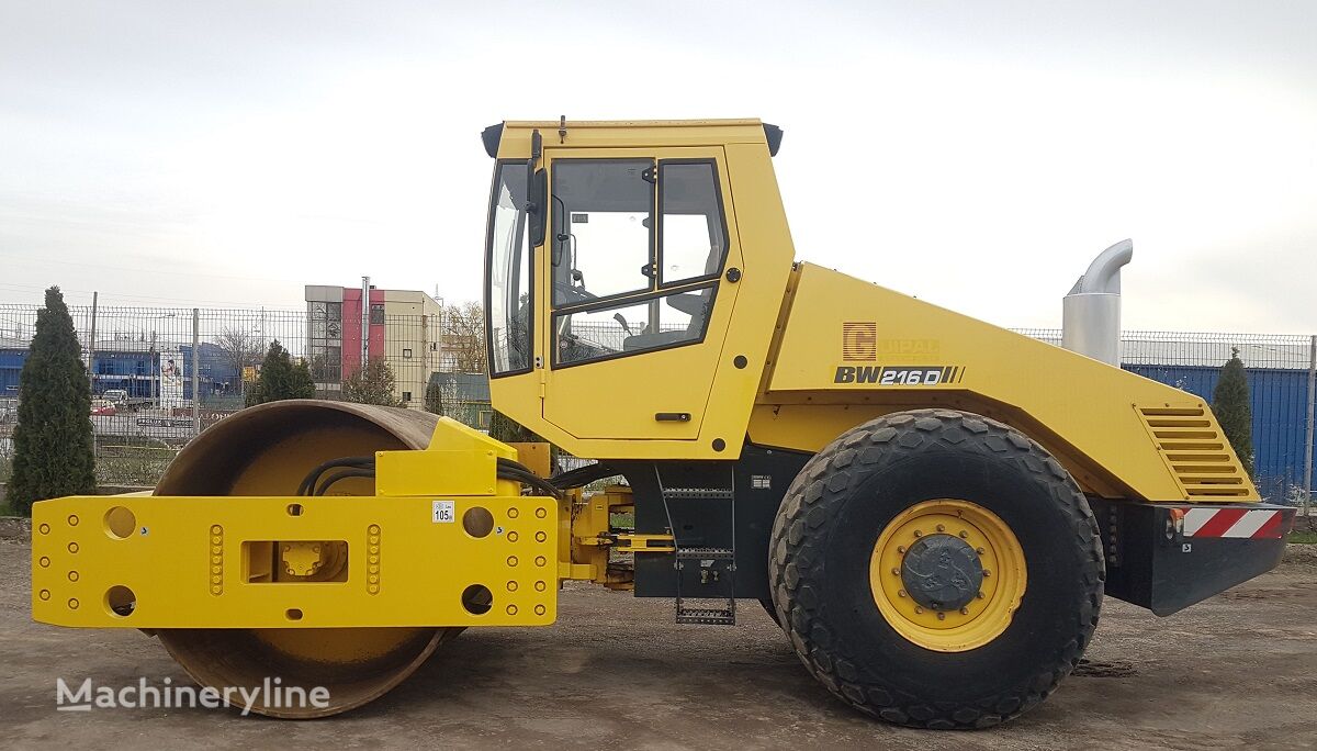 BOMAG BW216 D-3 single drum compactor