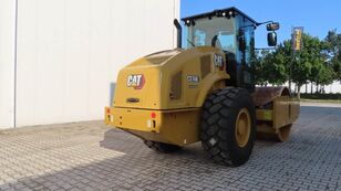 Venta de Caterpillar CS-683E compactador de tierra Lituania Kužiai, NX35009