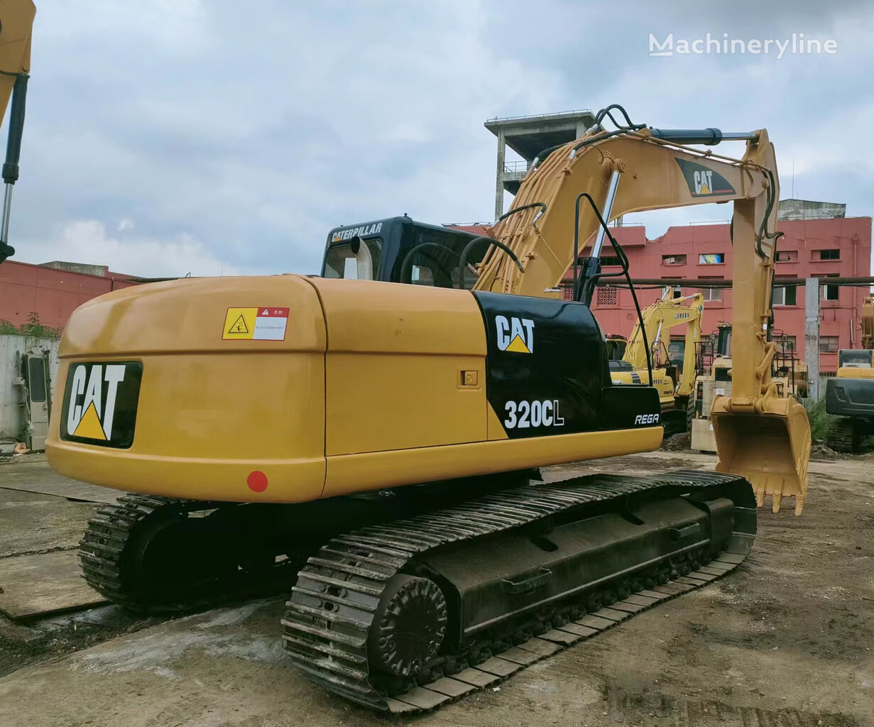 Caterpillar 320cl Tracked Excavator For Sale China Shanghai Pg37522 5138