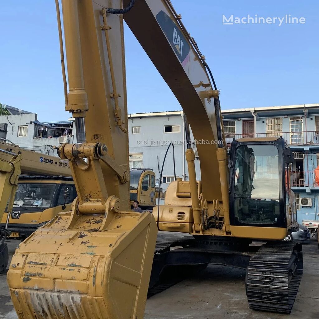 Caterpillar 320cl Tracked Excavator For Sale China Aw39471 1033