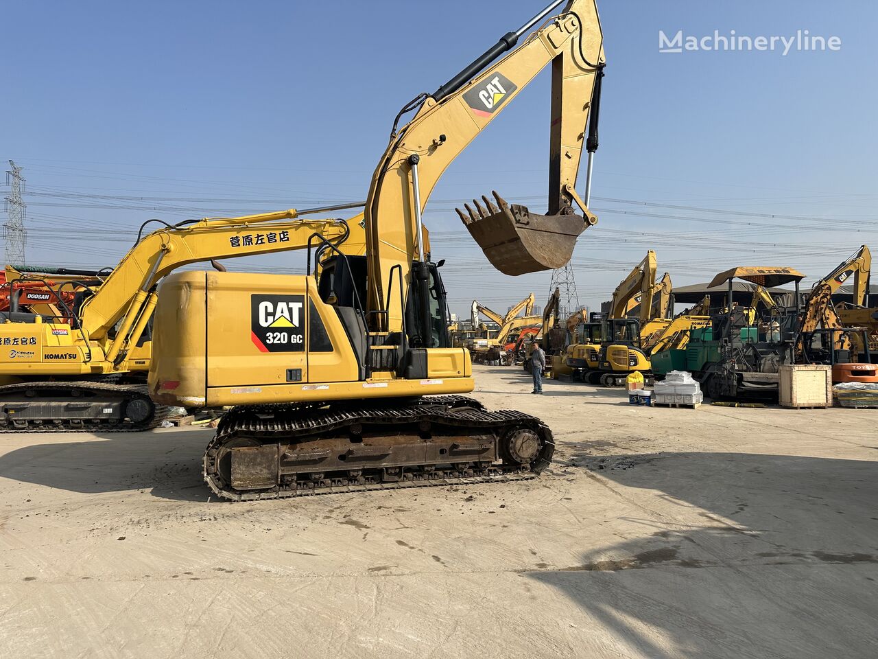 Caterpillar 320gc Tracked Excavator For Sale China Shanghai Mu40363 6451