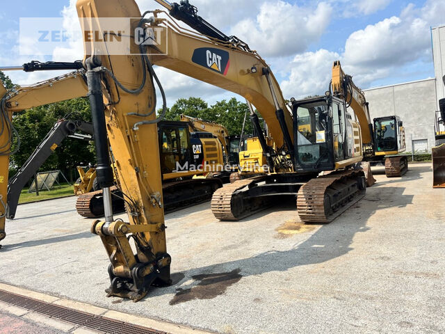 Caterpillar 330FLN tracked excavator