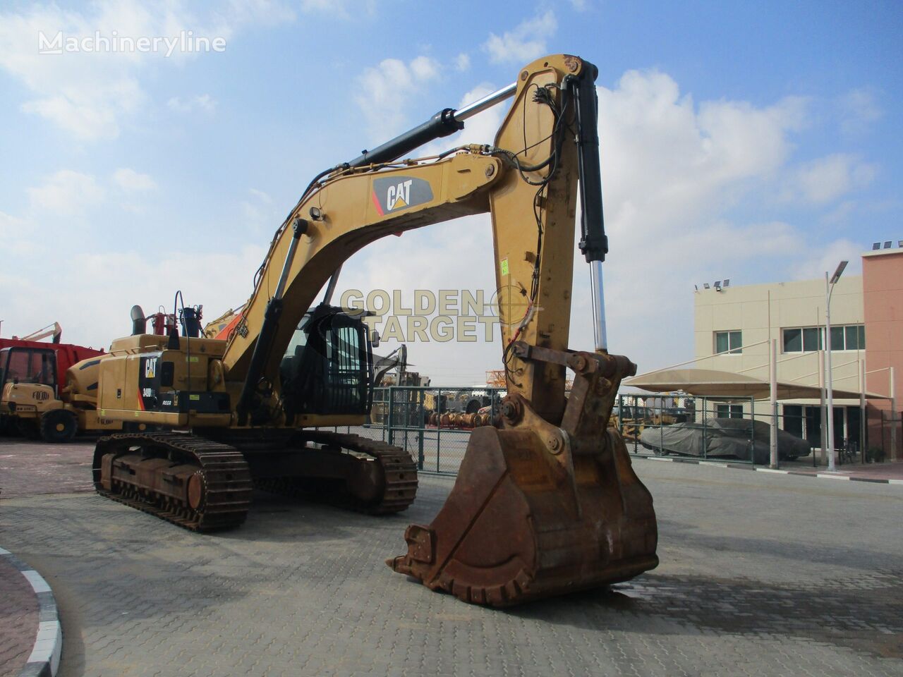 Caterpillar 349DL tracked excavator for sale United Arab Emirates Dubai