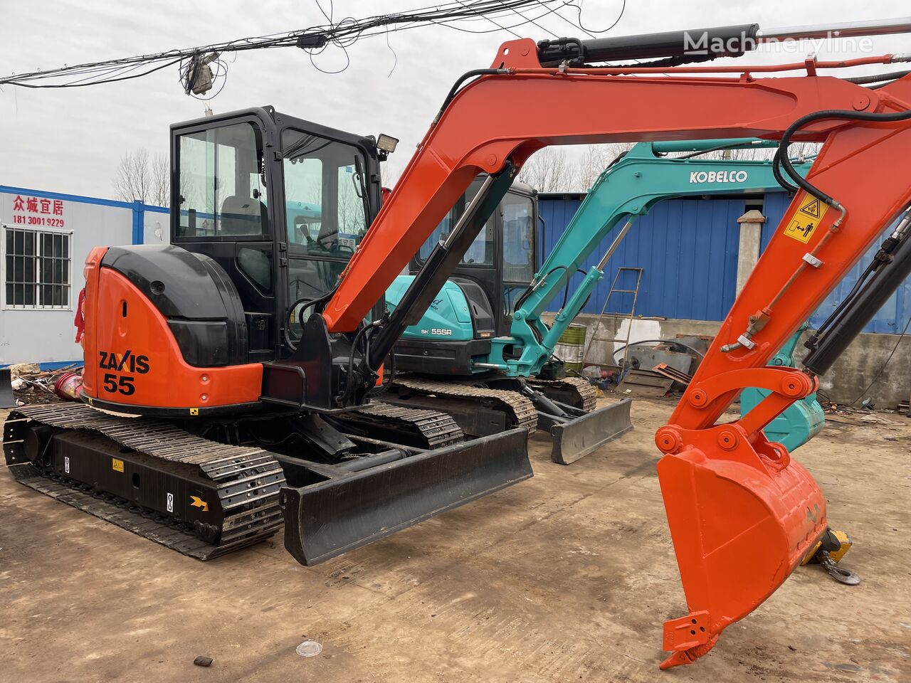 Hitachi ZX55 tracked excavator for sale China He Fei Shi, UF38047