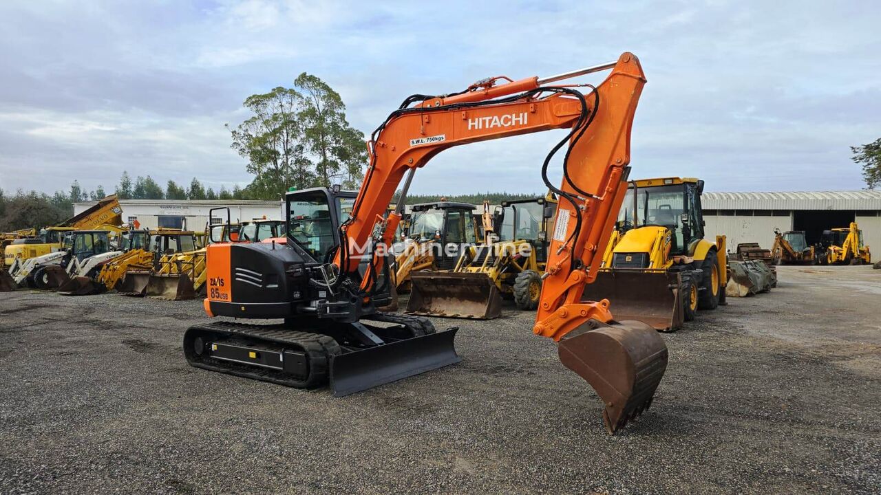 Hitachi ZX85USB-5A tracked excavator for sale Portugal Casal Da Fisga ...