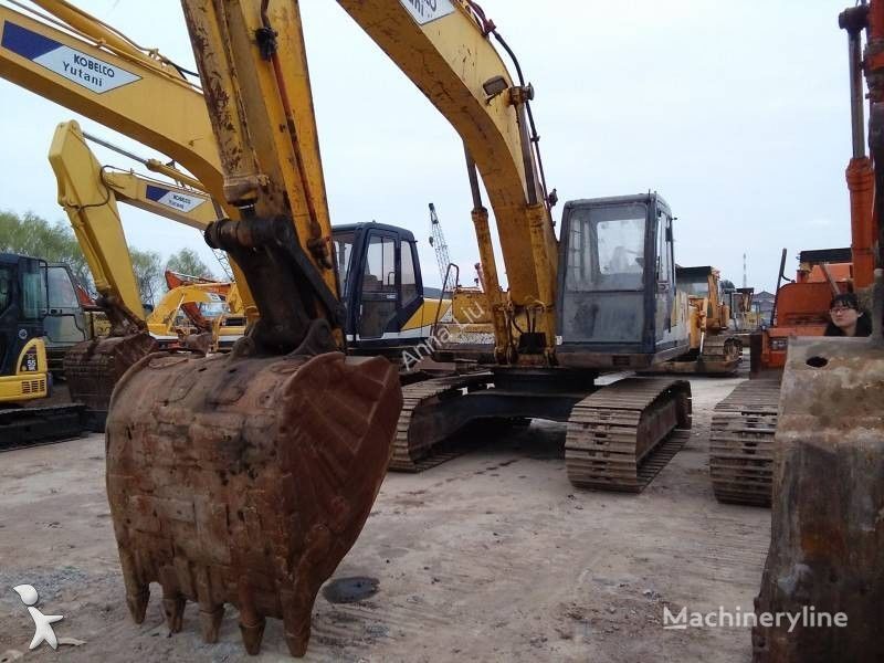 Kobelco Sk200-3 tracked excavator