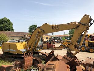 LIEBHERR R944 HDSL FOR PARTS tracked excavator