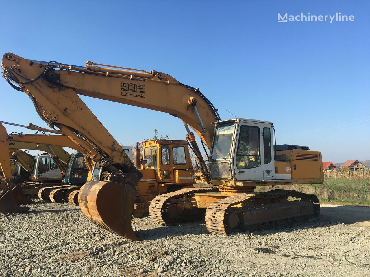 Liebherr 932   ( for parts ) tracked excavator for parts