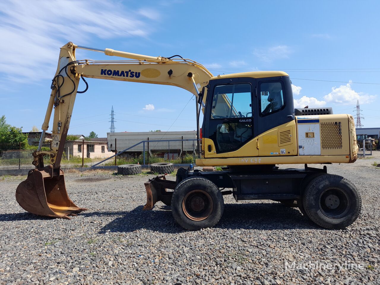 Komatsu PW130-7K wheel excavator