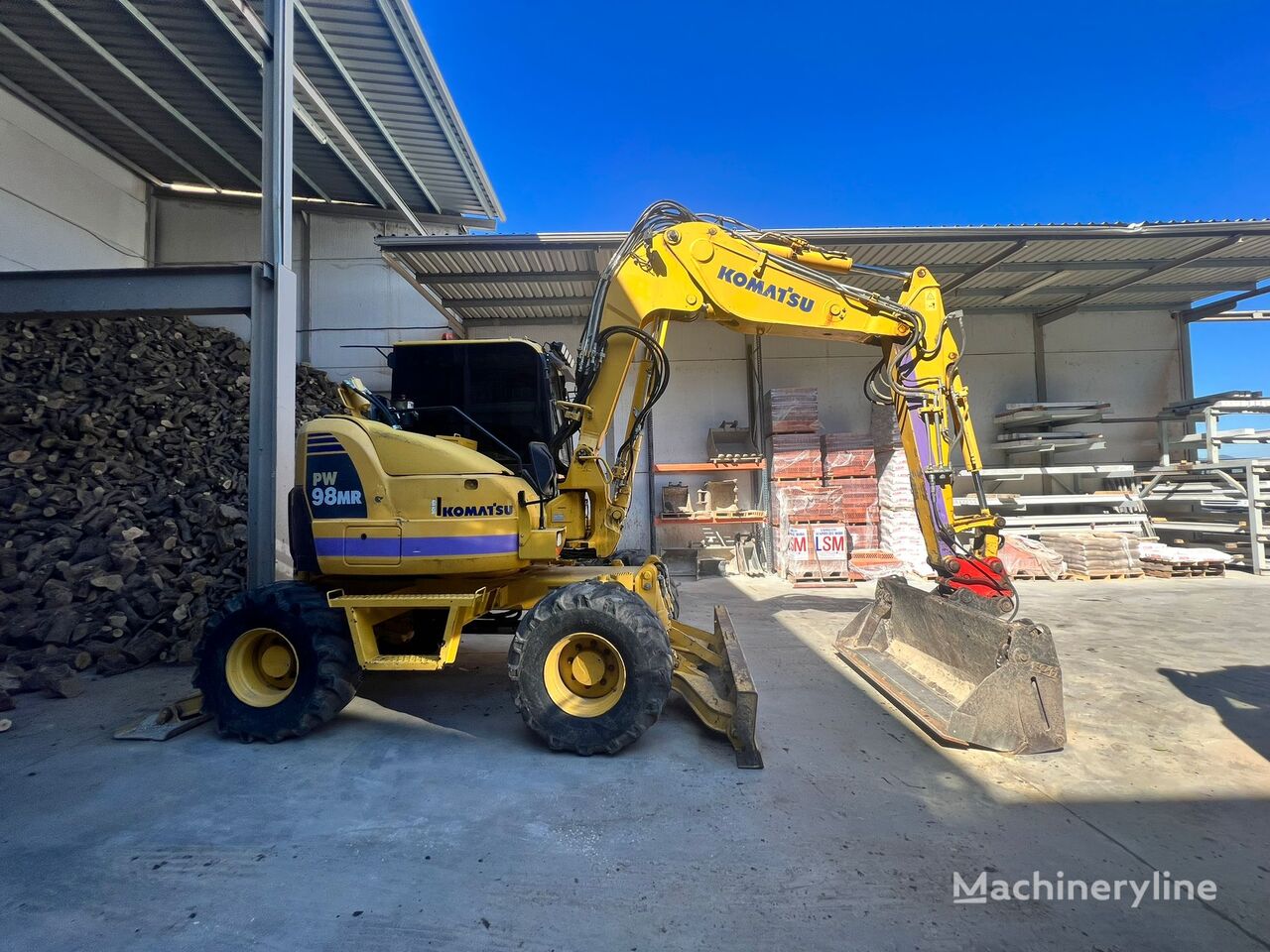 Komatsu PW98 MR8 wheel excavator