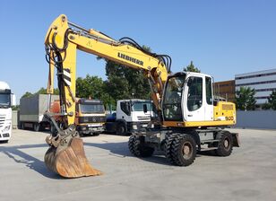 Liebherr A 900 C wheel excavator