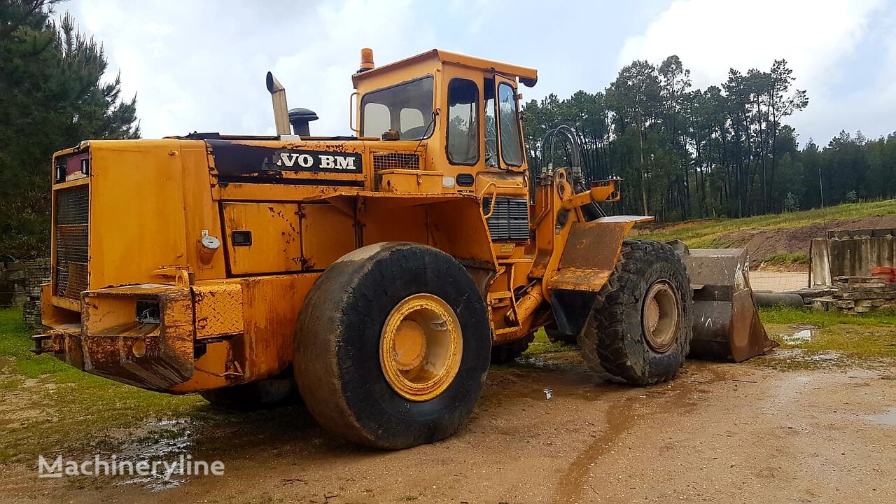 Volvo BM L120 wheel excavator