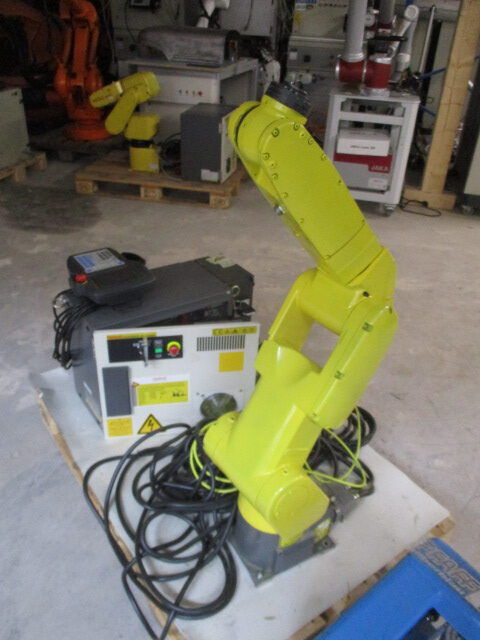 FANUC LR Mate 200iC/5L R30iA  industrial robot