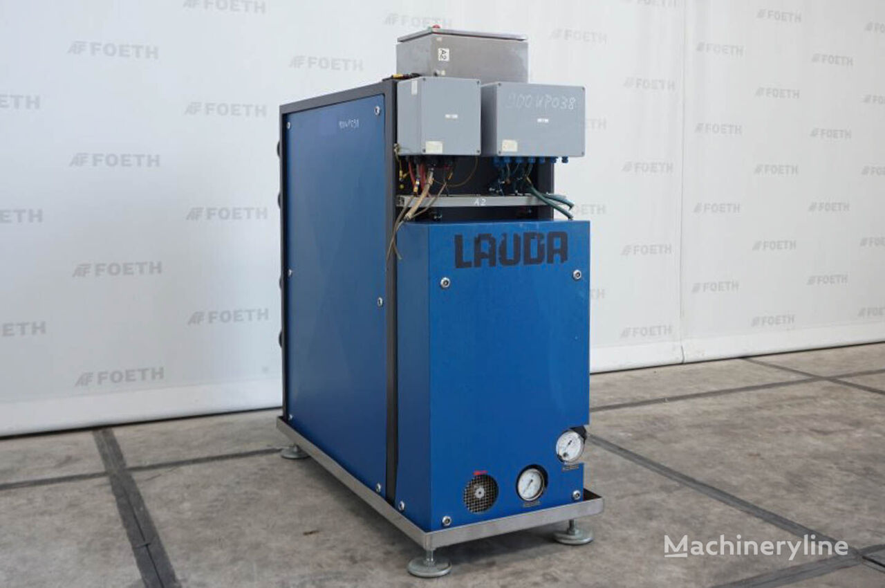 Lauda IT HW 350EX Temperature control unit laboratory incubator for