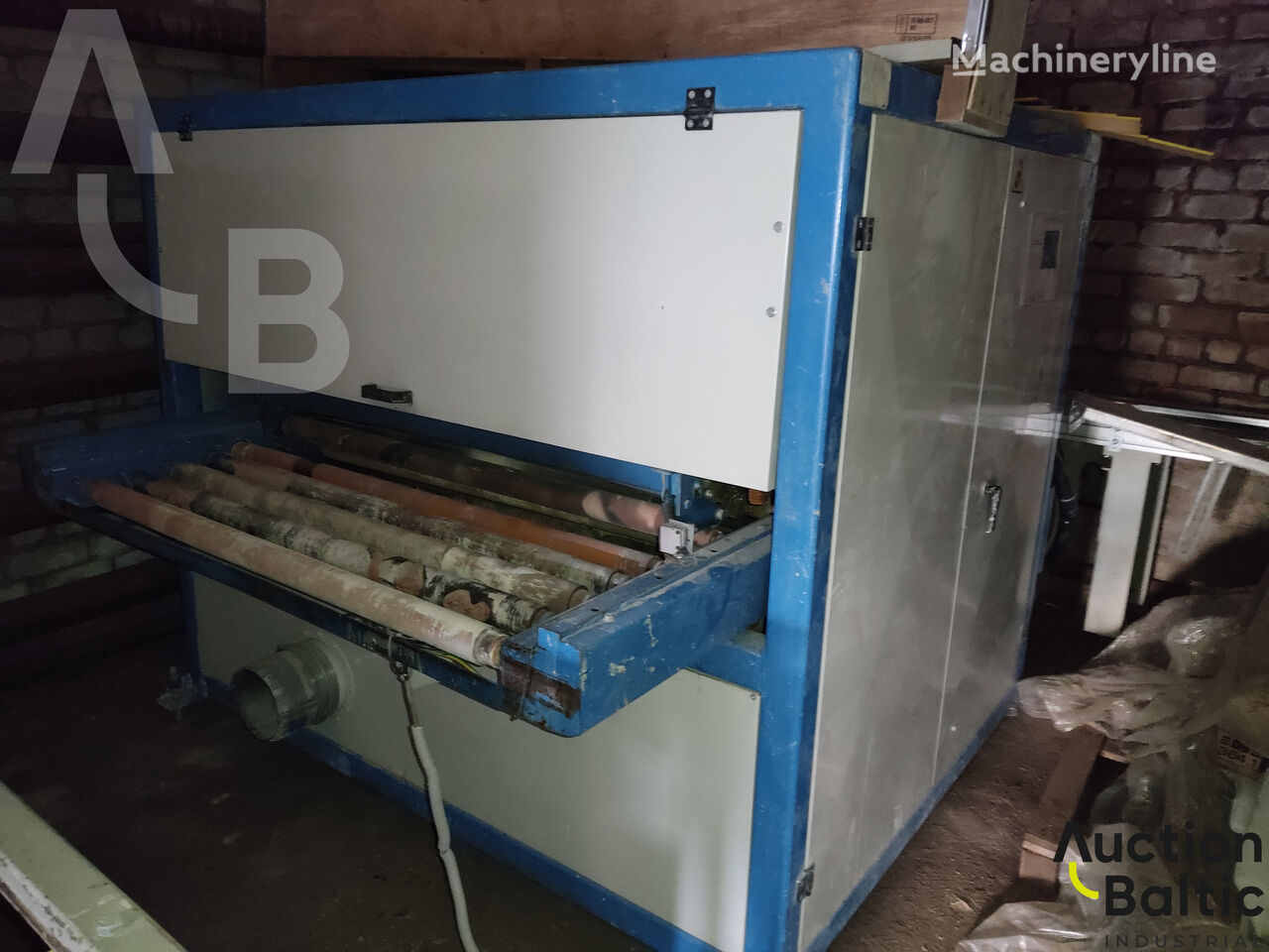 Buy Aagaard APM 1300 2 2 wood grinding machine by auction