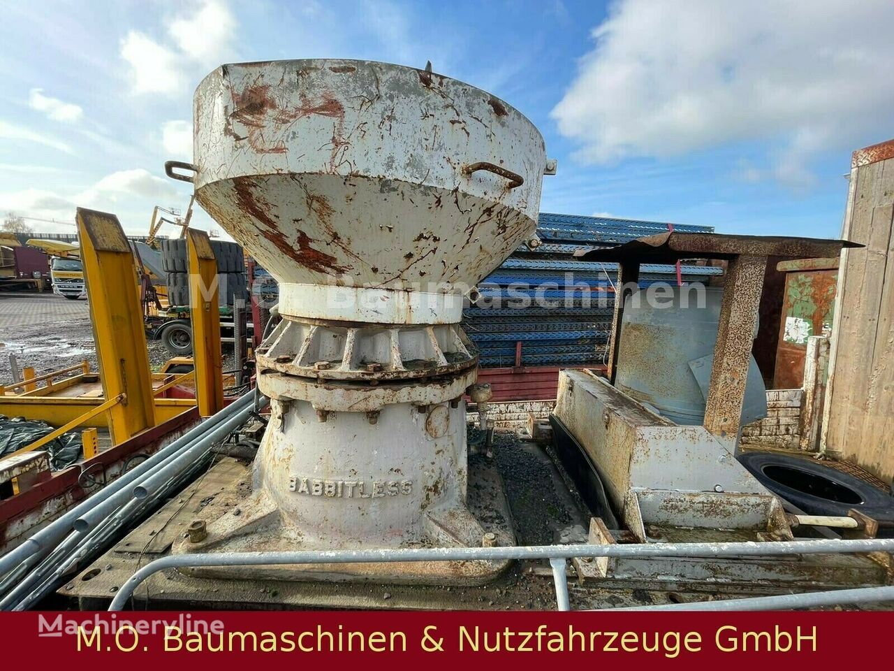 Kegel-Kreisel Brecher / Babbiteless BS 702 / cone crusher