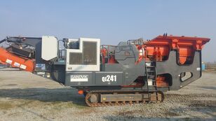 Sandvik QJ241 crushing plant