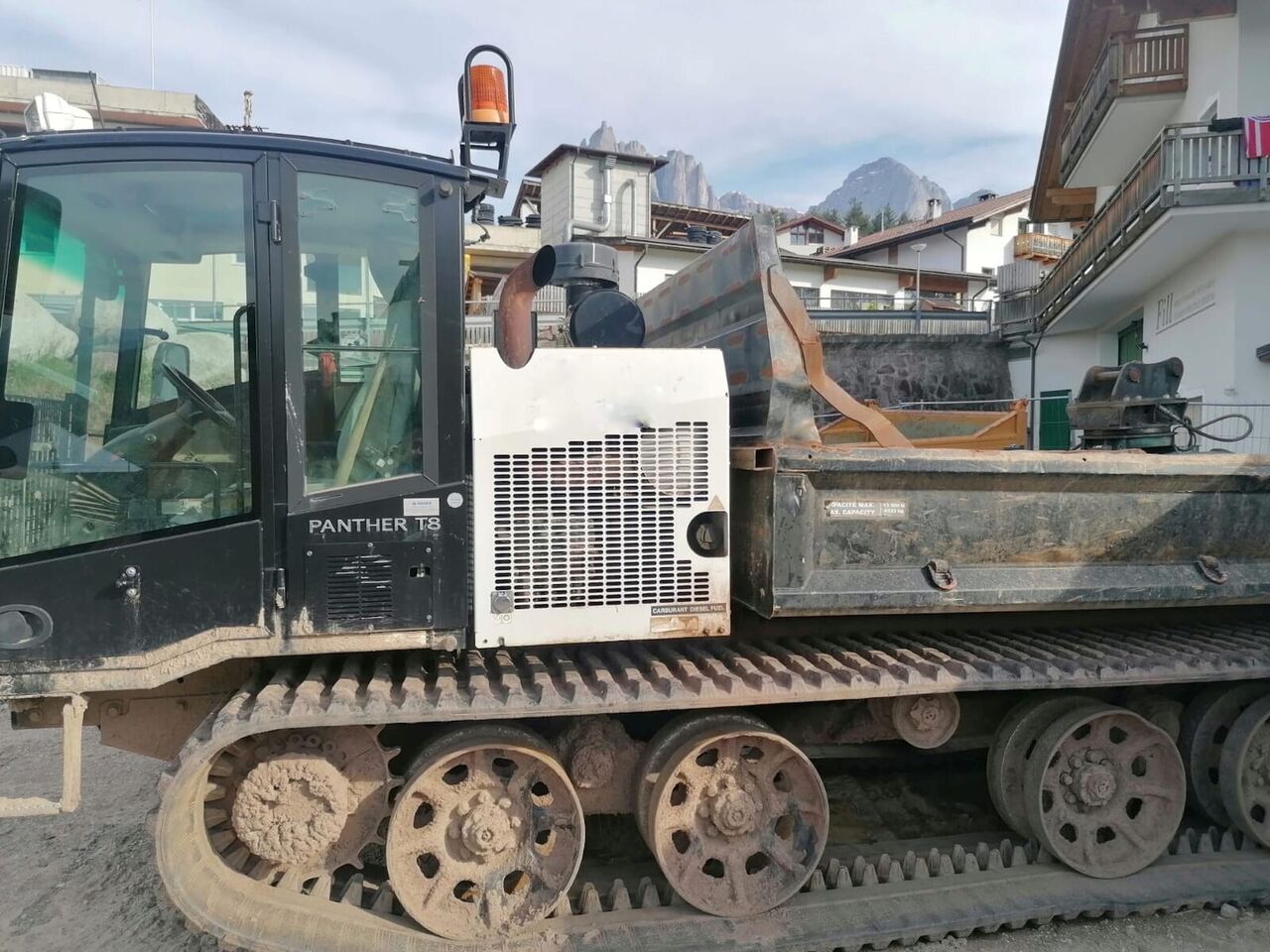 Kaiser PANTHER T8 tracked dumper