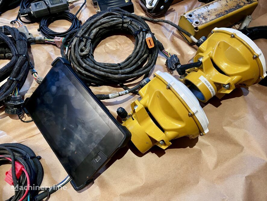 Trimble 3D Earthworks GPS tracker for Caterpillar excavator for sale