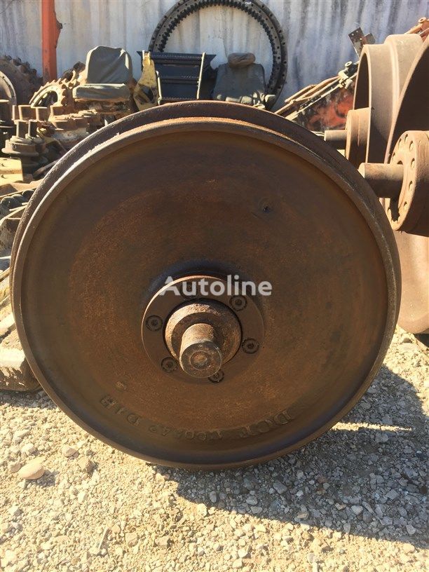 USED CAT D4H BULLDOZER TRIANGLE front idler for Caterpillar  D4H bulldozer