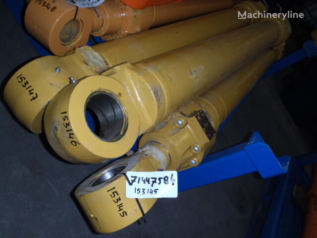 Case 71447586 71447586 hydraulic cylinder for CNH